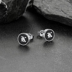 Brincos de ônix preto com runa viking gravada com