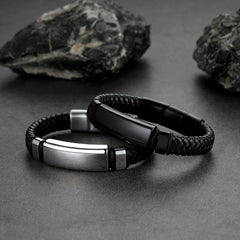 Individuell geflochtenes schwarzes graviertes Lederarmband
