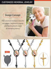 Rosário personalizado com contas em cruz e colar com imagem feminina e masculina